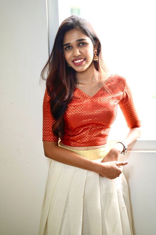 NIRAM COLLECTION SKIRT WITH BROCADE BLOUSE SL0166