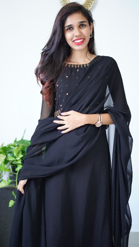 GEORGETTE HANDWORKED KURTHI WITH DUPATTA  SL091